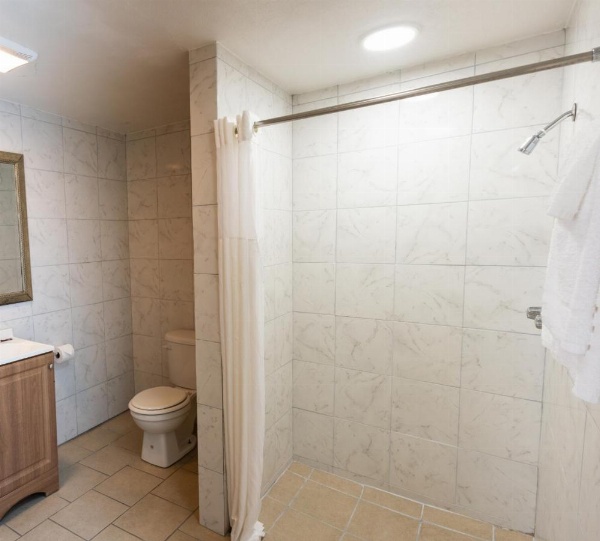 American Inn image 15